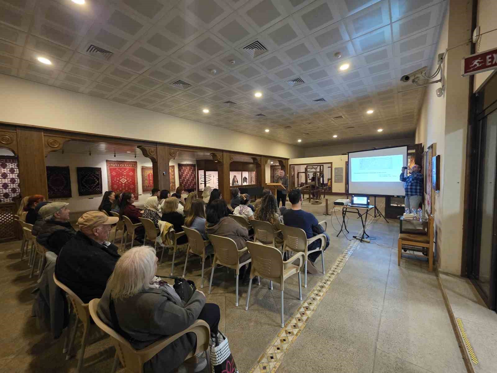 Bergama Müzesi’nde ’Mimari Zerafet Buluşması’ 6 bergama muzesinde mimari zerafet bulusmasi 2 6ILNqqmd