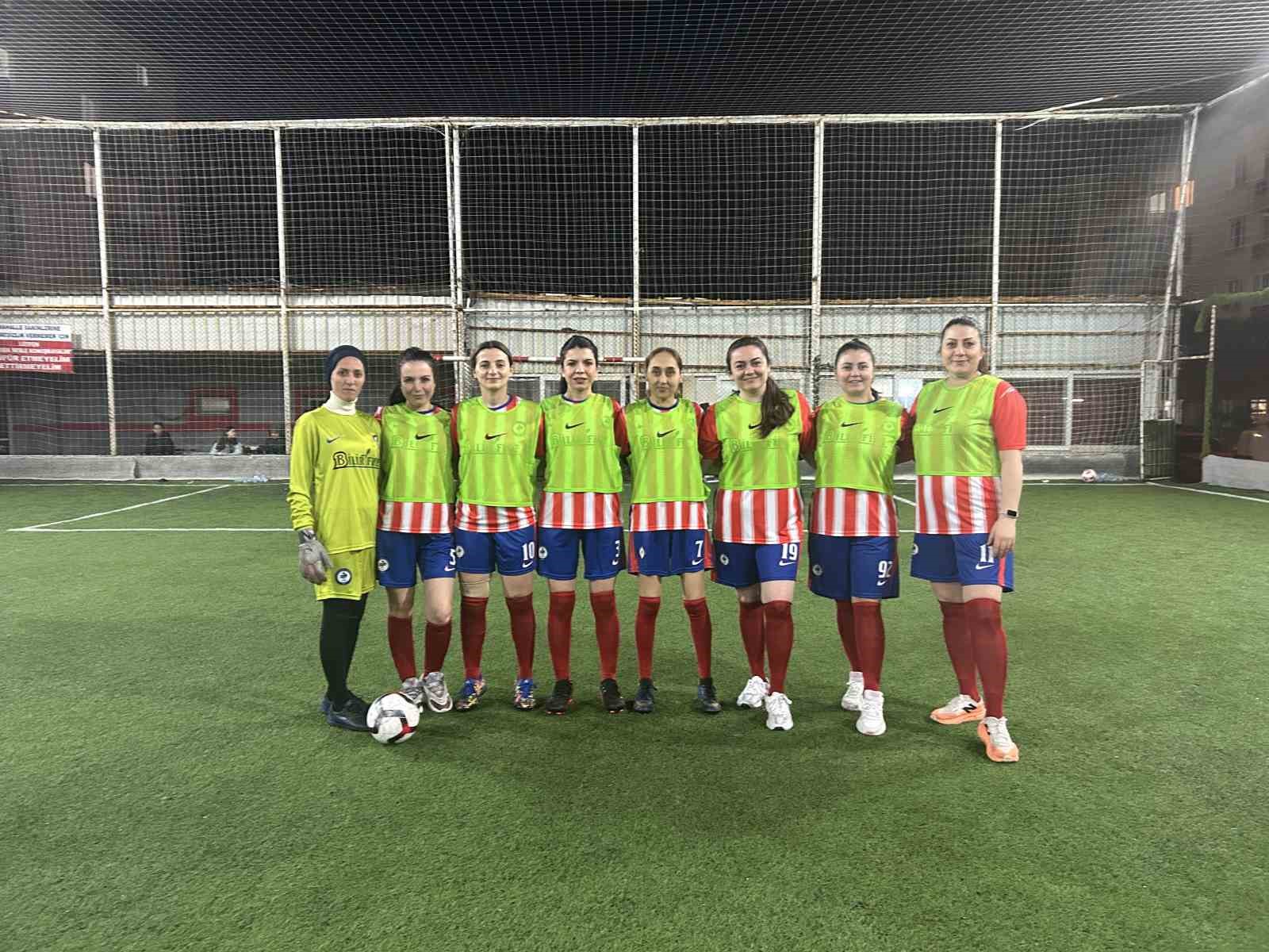 bergamada cocuklar babaya anneler hali sahaya 2