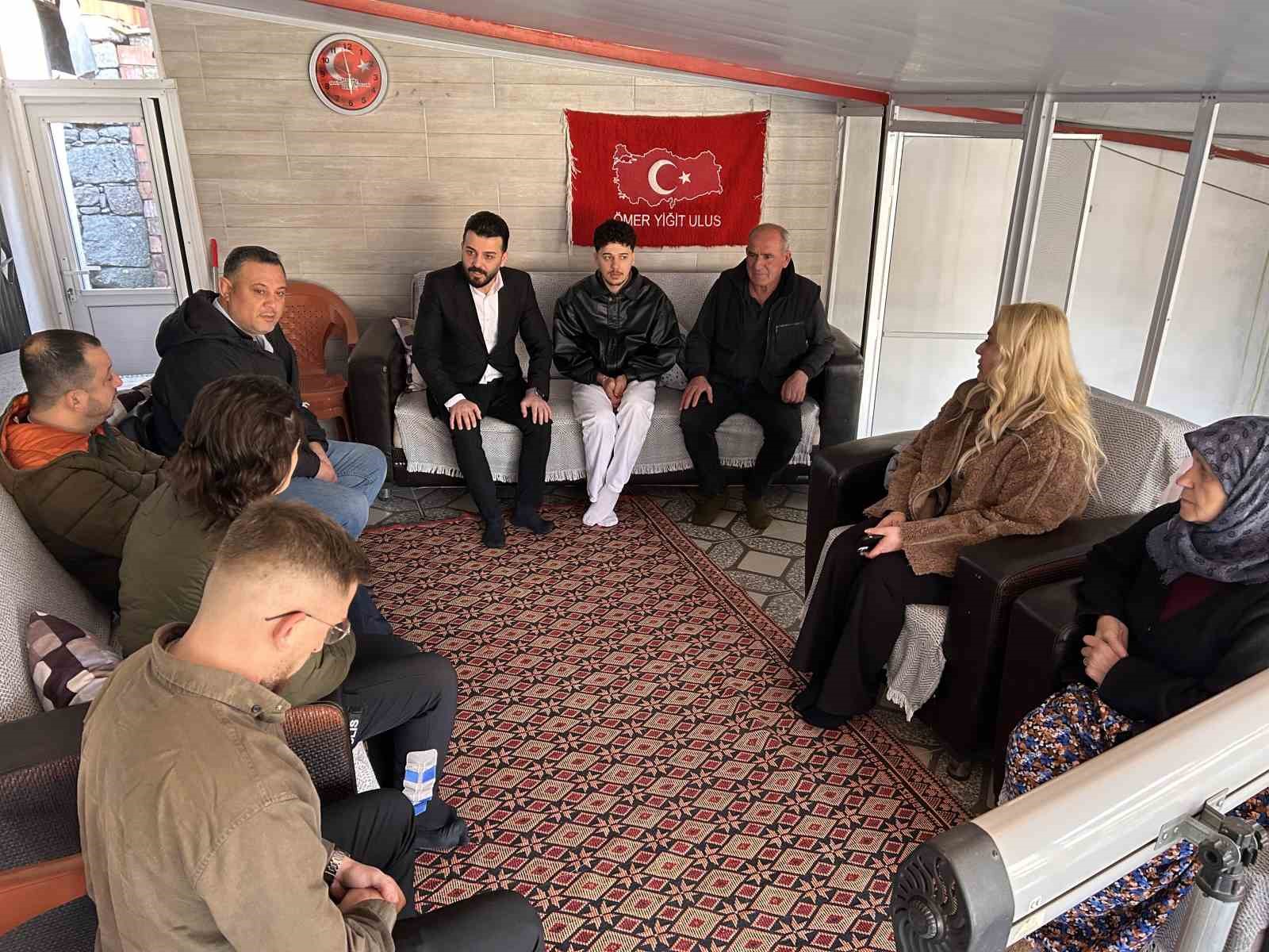 bergamada sehit ve gazi ailelerine bayram oncesi sac bakimi 1 naqUnZdL