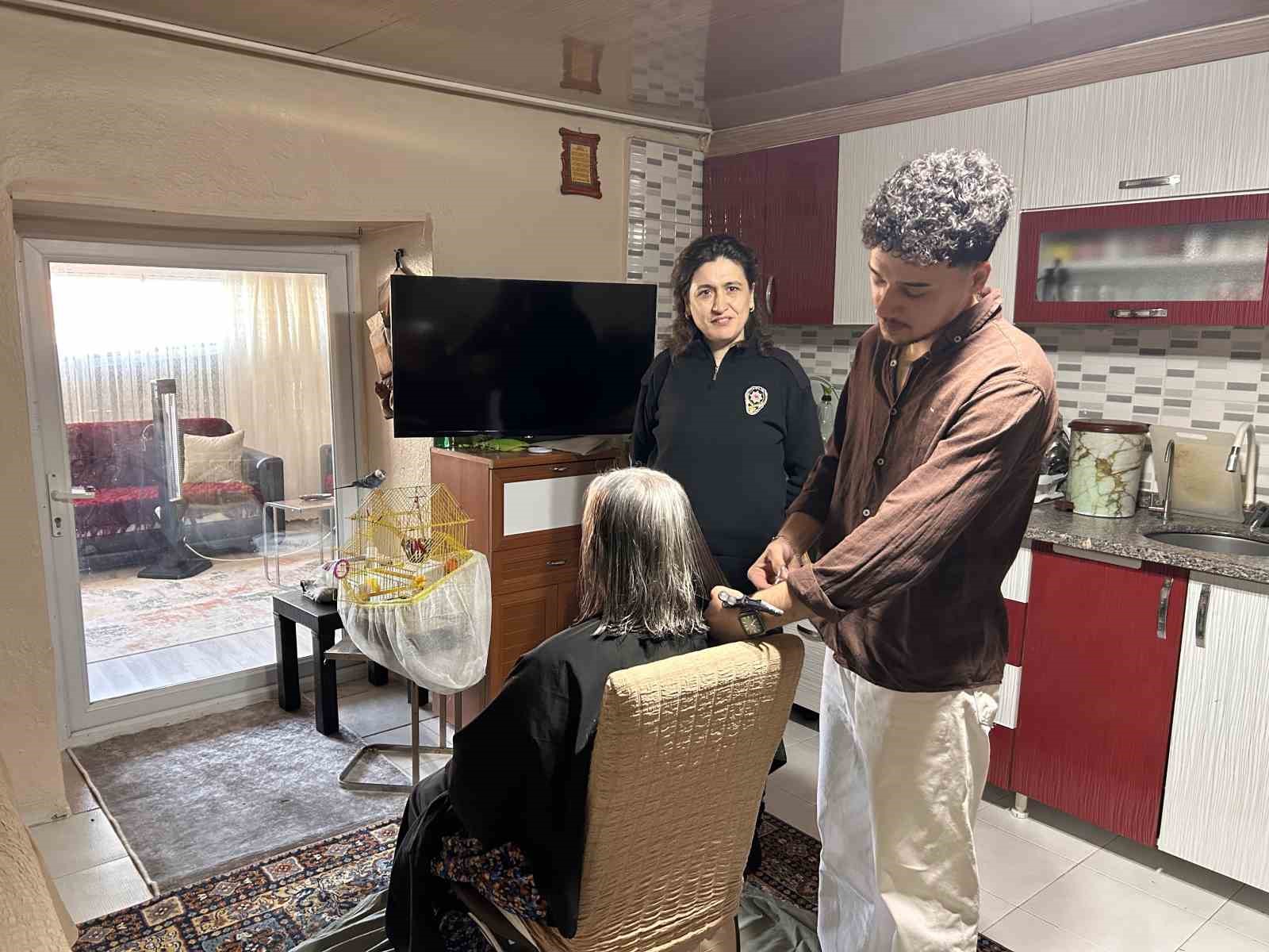 bergamada sehit ve gazi ailelerine bayram oncesi sac bakimi 4 eE6zYSRY