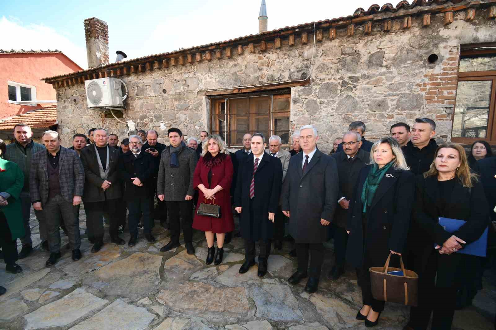 bergamada tarihi hamamdan parsomen muzesine uzanan yolculuk 0 eRDywh4d