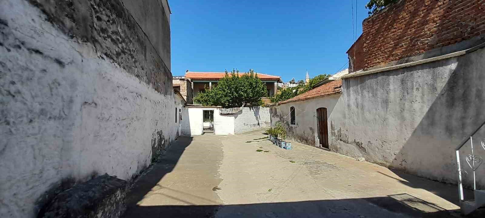 Bergama’nın 220 yıllık tarihi şapeli satışa çıkarıldı 4 bergamanin 220 yillik tarihi sapeli satisa cikarildi 0 WE2VnWys