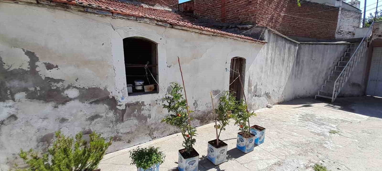 Bergama’nın 220 yıllık tarihi şapeli satışa çıkarıldı 8 bergamanin 220 yillik tarihi sapeli satisa cikarildi 4 FF4mLWsI