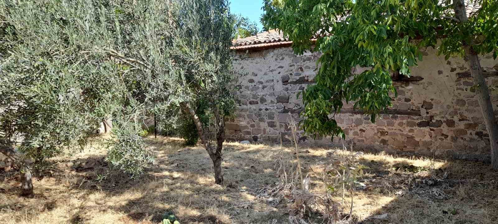 Bergama’nın 220 yıllık tarihi şapeli satışa çıkarıldı 11 bergamanin 220 yillik tarihi sapeli satisa cikarildi 7 kMc5G2fQ