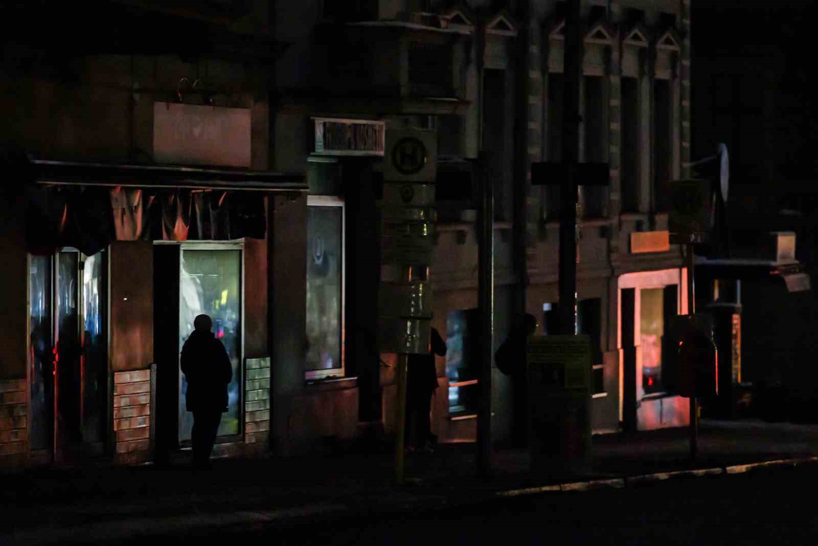 berlinde 25 binden fazla hane 4 gundur elektriksiz 11