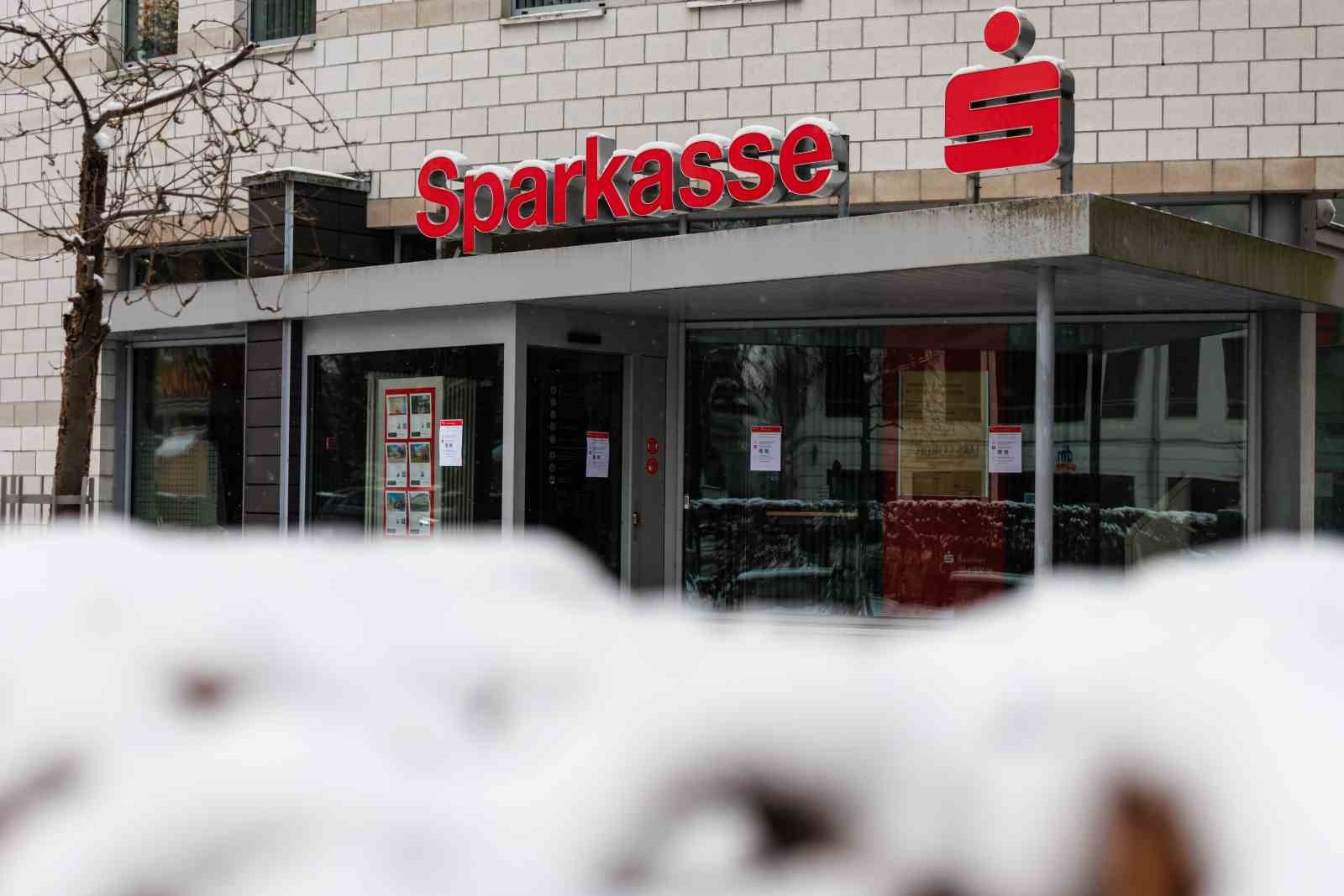 berlinde 25 binden fazla hane 4 gundur elektriksiz 14 Gfw8Pwlp