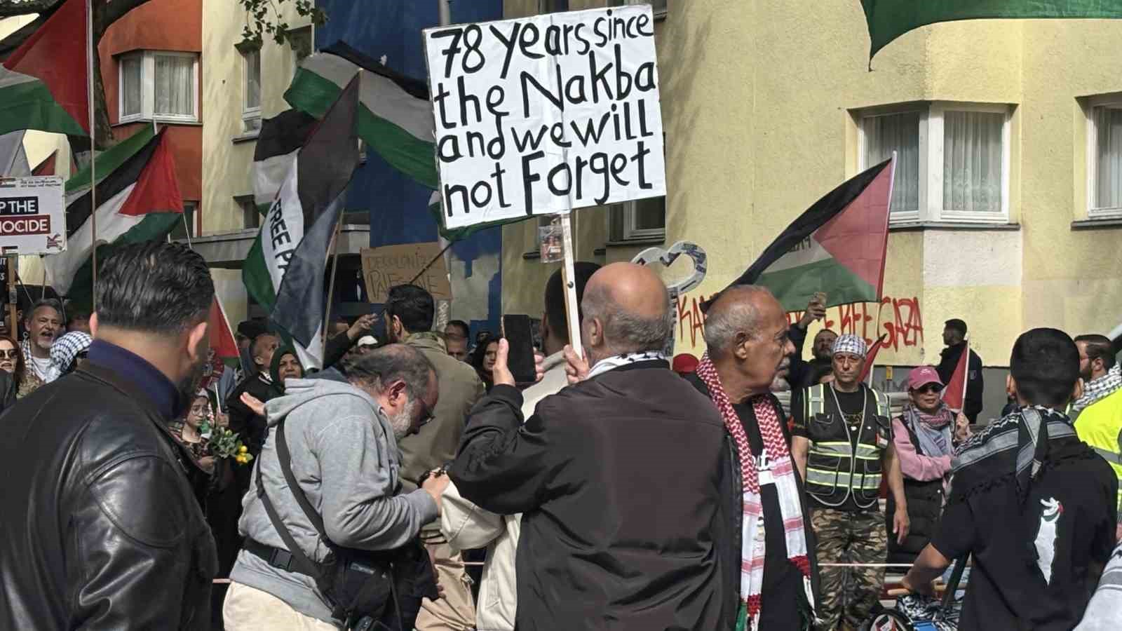 Berlin’de Nakba’nın 78. yıldönümü yürüyüşüne polisten sert müdahale: 15 gözaltı 5 berlinde nakbanin 78 yildonumu yuruyusune polisten sert mudahale 15 gozalti 1 mQzDwfbz