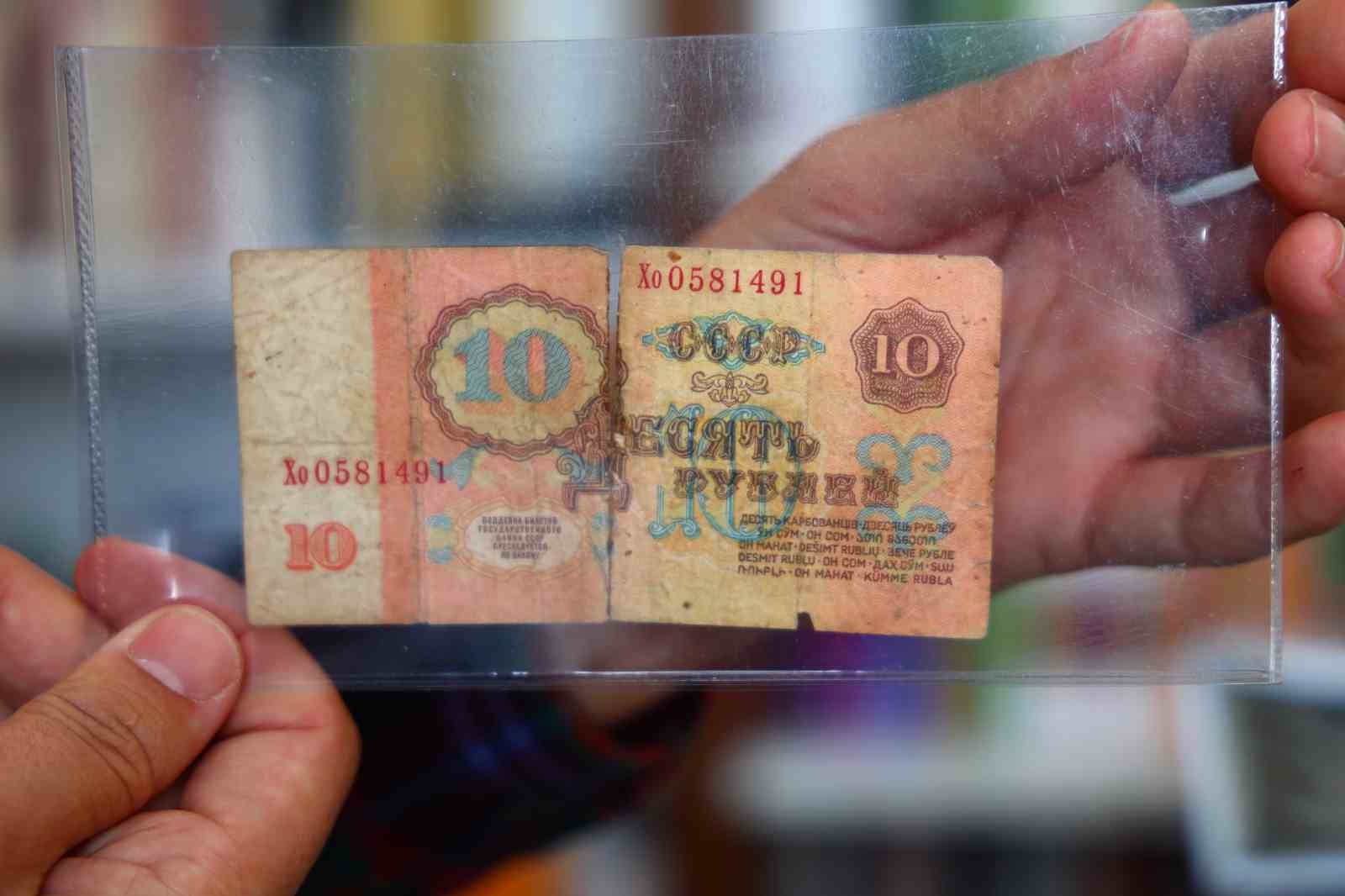 bes kitadan 75 ulkenin banknotunu derleyen ogretmen yok olan devletleri unutturmuyor 13 b8c58BeJ