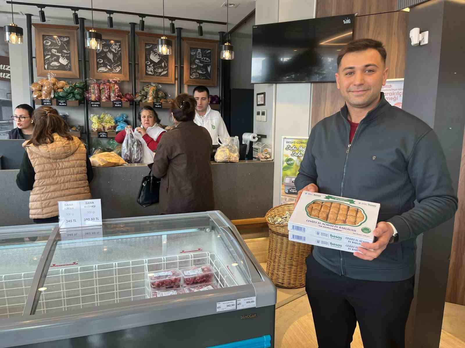 besastan uygun fiyata bayramlik cevizli baklava 6 2vvm3uDr