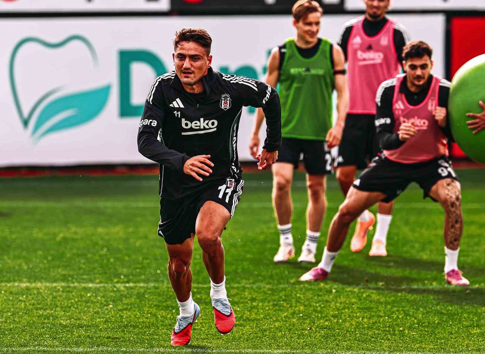besiktas 3 futbolcusundan eksik calisti 1 tX6Ibgf8