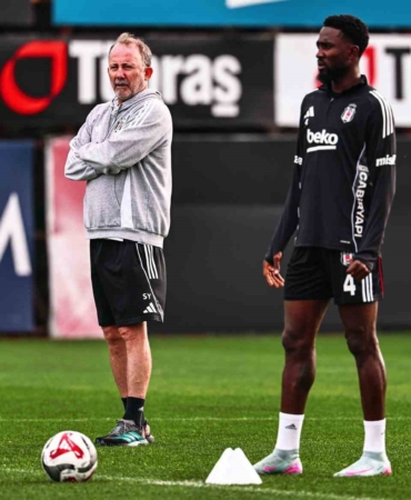 besiktas-3-futbolcusundan-eksik-calisti-1dgLDRpR.jpg