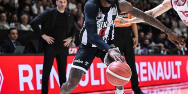 besiktas-adinin-finale-yazdirdi-TmXaGyI1.jpg