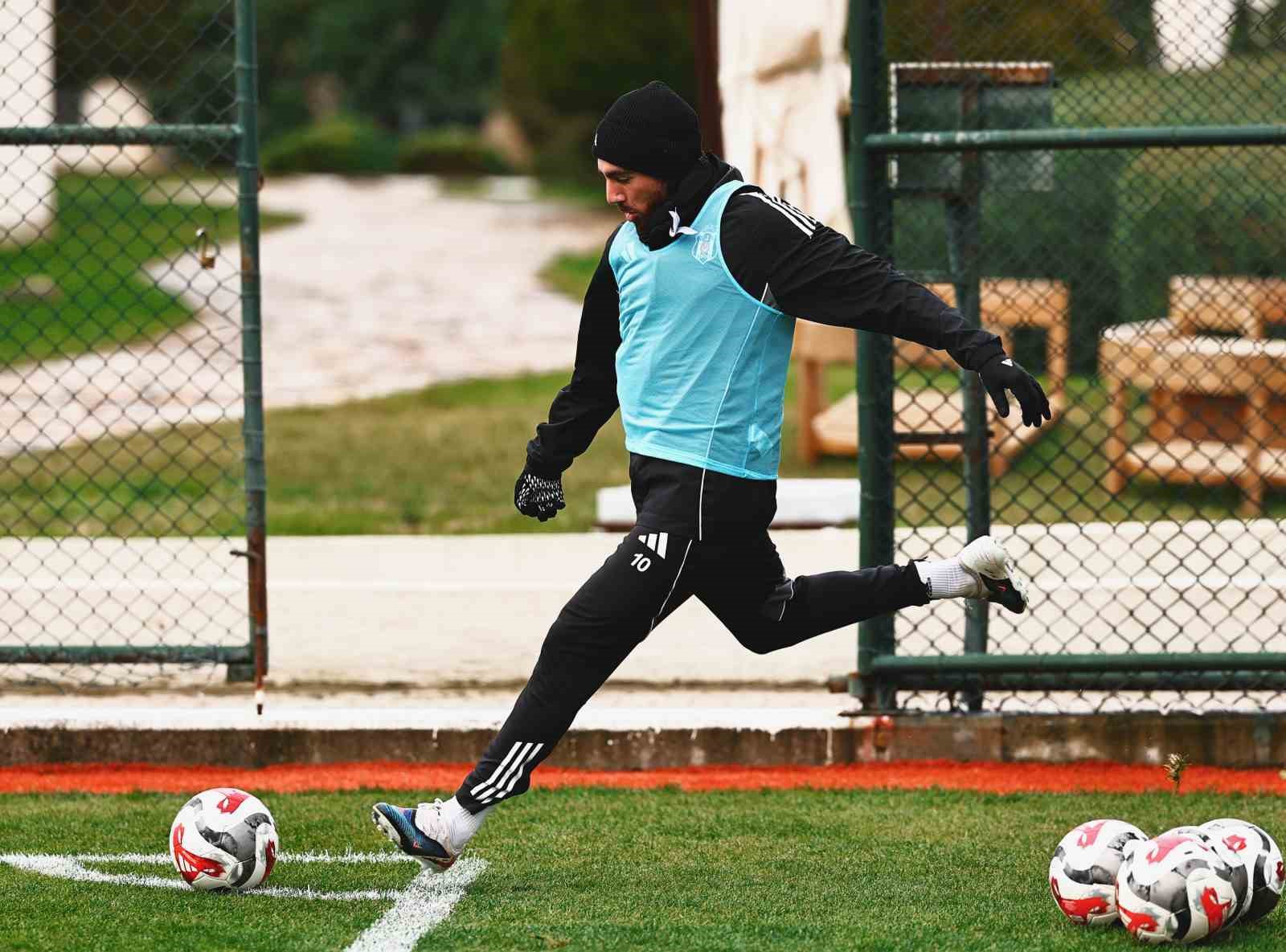 besiktas ankara keciorengucu maci hazirliklarini tamamladi 1 iC2VVPEK