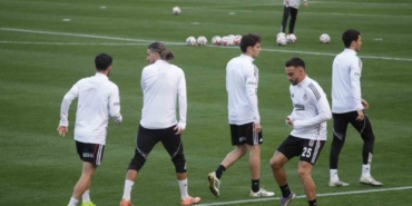besiktas-antalyadaki-kampinda-hazirliklarini-surduruyor-LvQg9btj.jpg