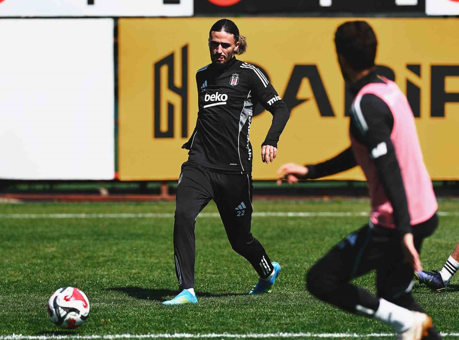 besiktas antalyaspor maci hazirliklarina basladi 1 2UhpfjSb