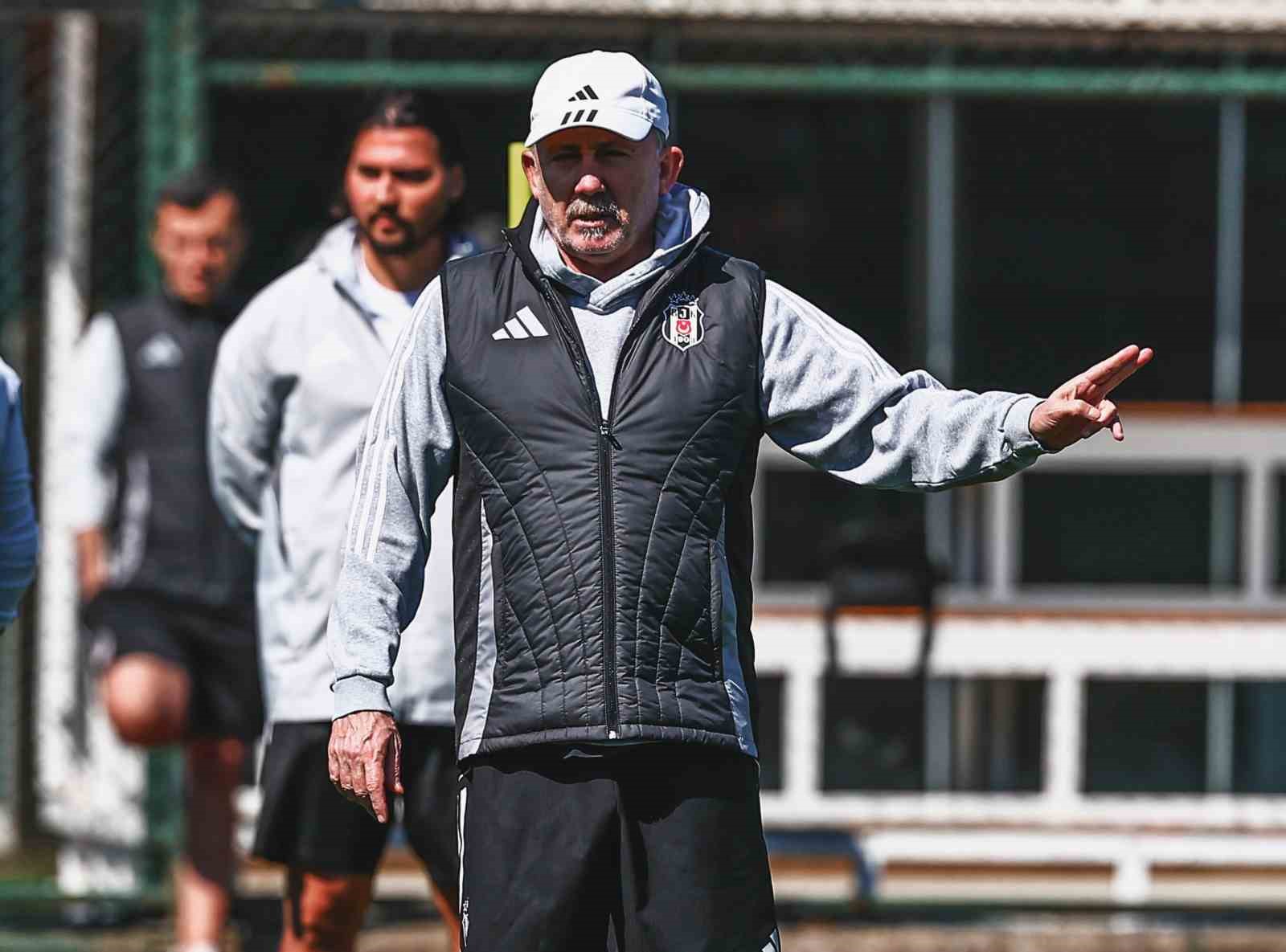 besiktas antalyaspor maci hazirliklarina basladi 2 Bkev8ZN9