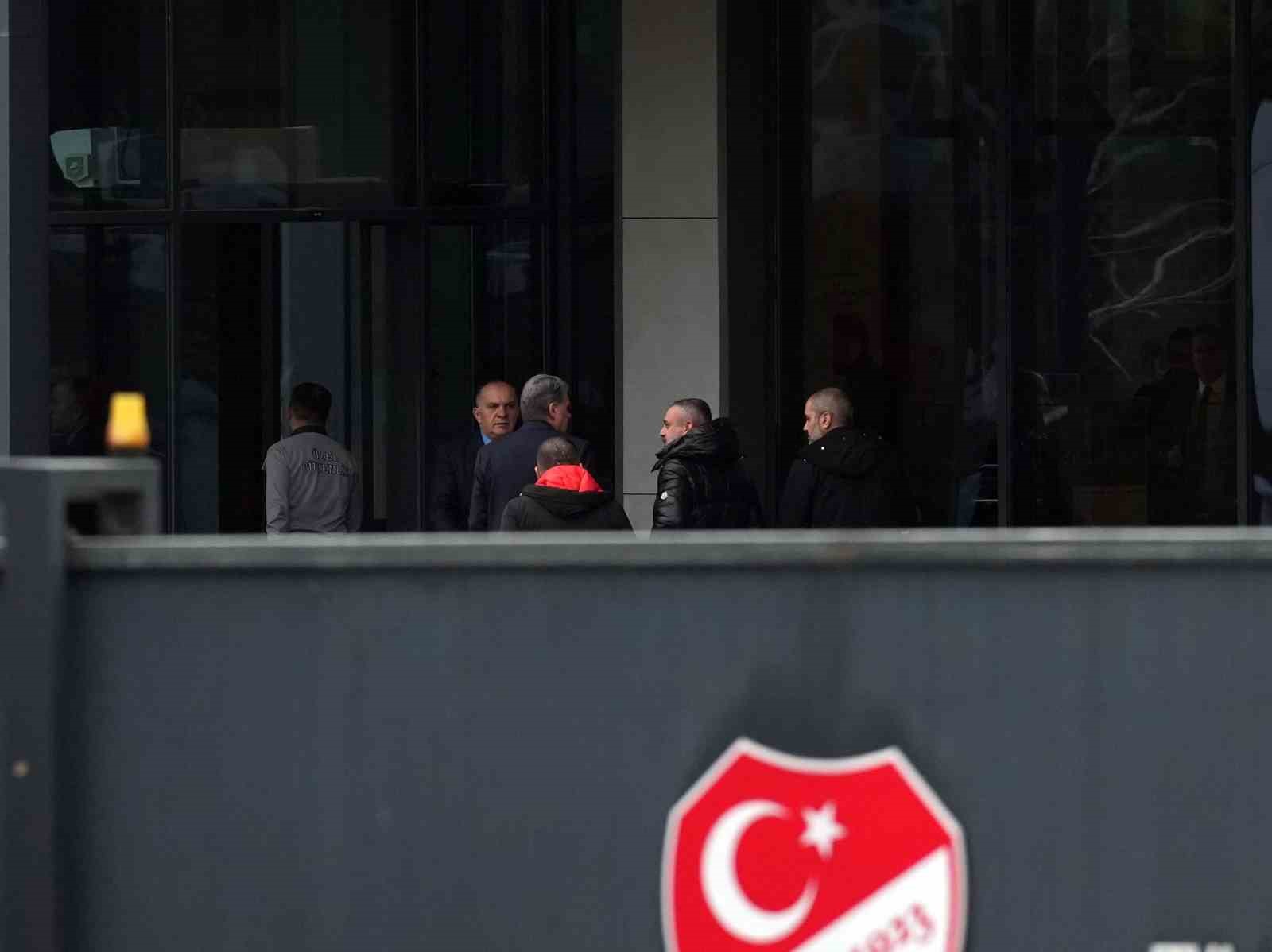 besiktas baskani serdal adali rivada 7