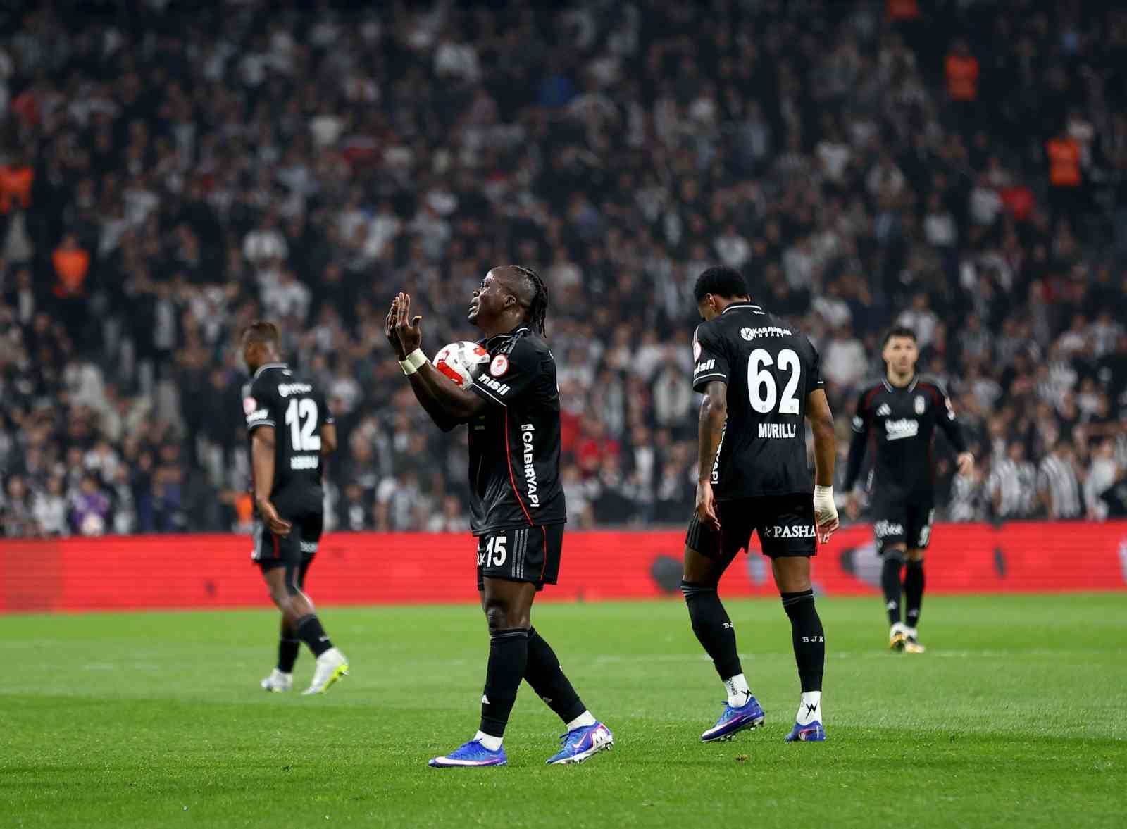 besiktas bu sezon yine hayal kirikligi yasadi 0