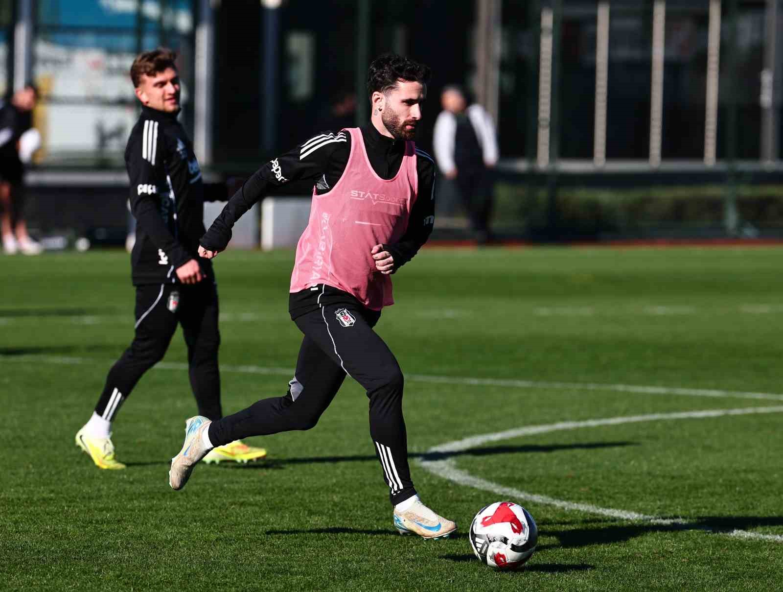 besiktas caykur rizespor maci hazirliklarini surdurdu 2 Yqi2XVsK