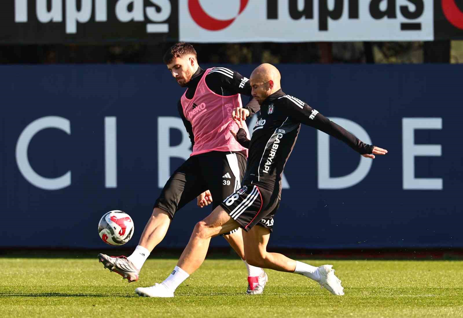 besiktas caykur rizespor macinin hazirliklarini surdurdu 1 dAcF75yD