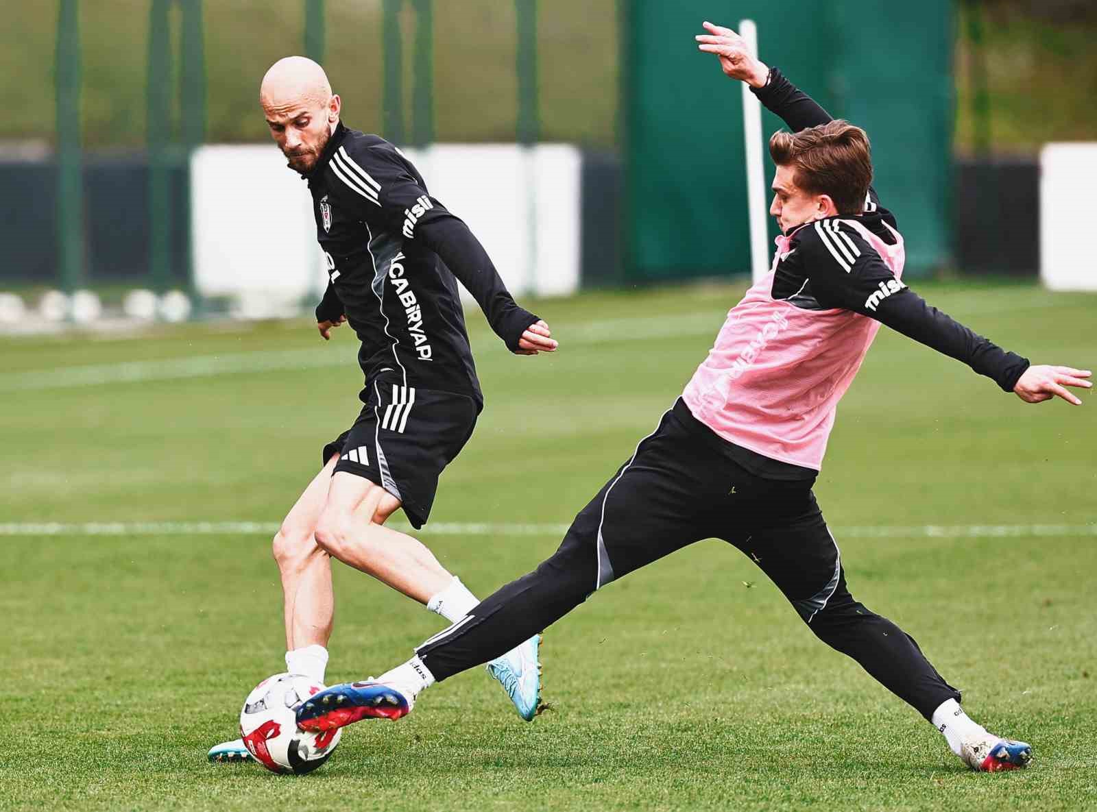 besiktas corendon alanyaspor maci hazirliklarini surdurdu 1 TX3J6ZgF