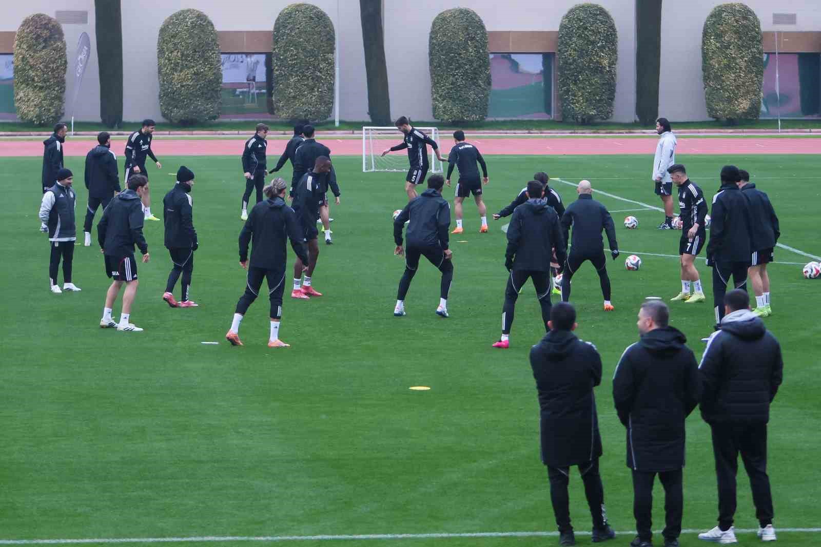besiktas devre arasi calismalarini antalyada surduruyor 8 frtfO52w