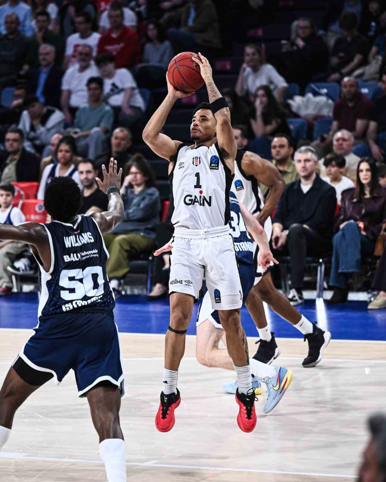besiktas eurocupta finalde 3 PQtcZfOT
