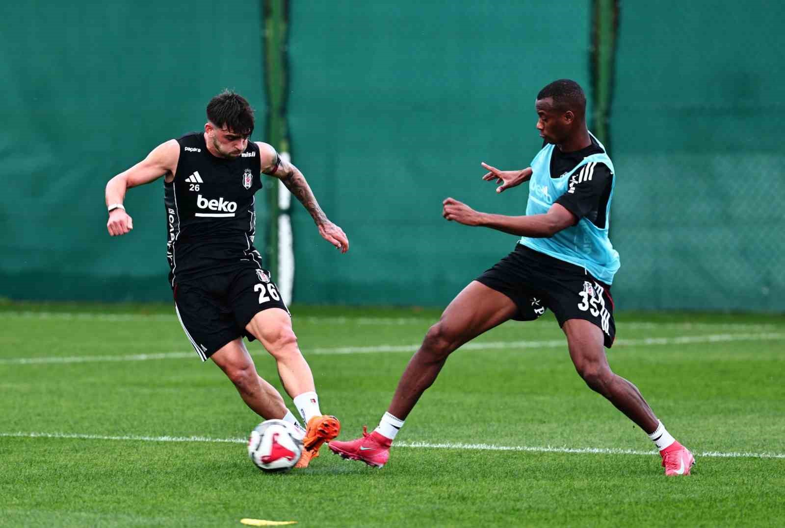 besiktas fatih karagumruk maci hazirliklarina basladi 1 V8rOuVz7
