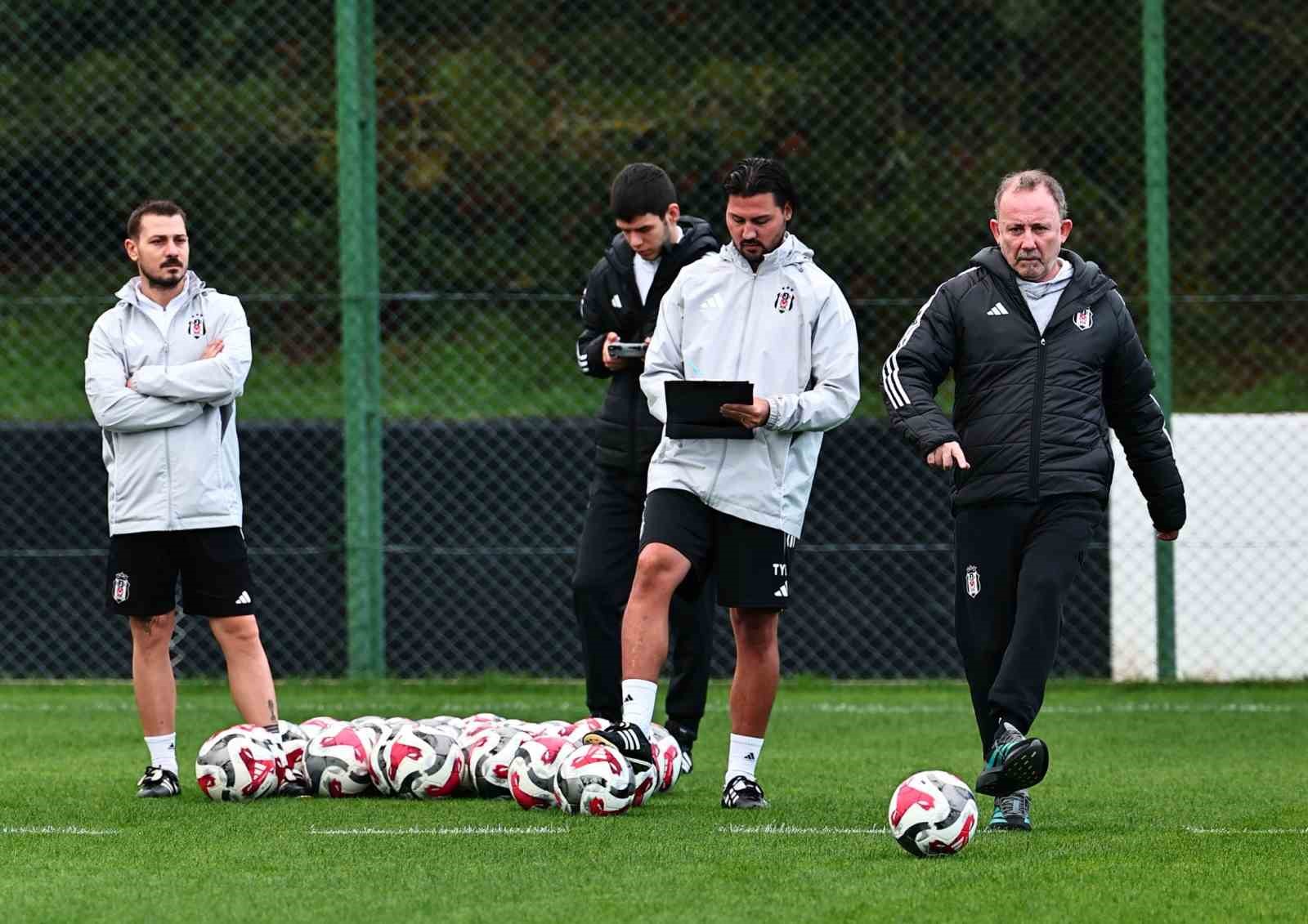 besiktas fatih karagumruk maci hazirliklarina basladi 2 DkVTilvh