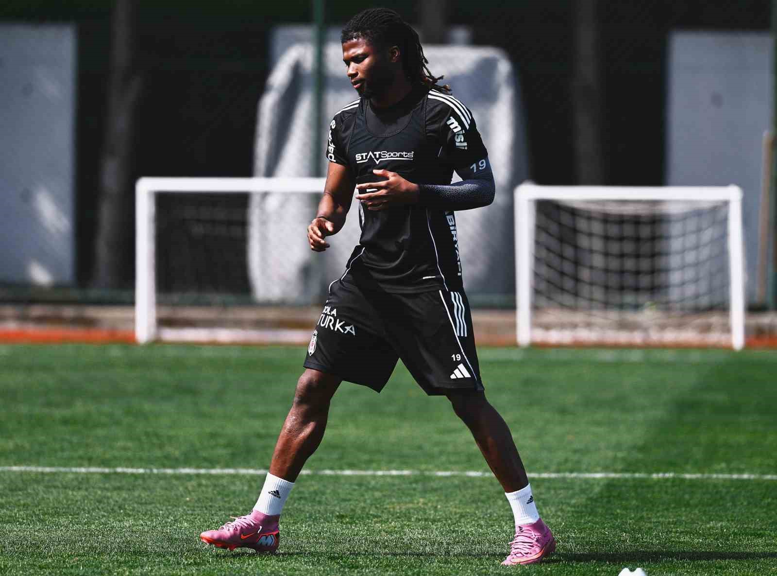 besiktas fenerbahce macinin hazirliklarini surdurdu 2