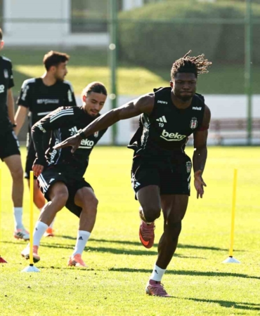 besiktas-gaziantep-fk-maci-hazirliklarini-surdurdu-PZn2nO8y.jpg