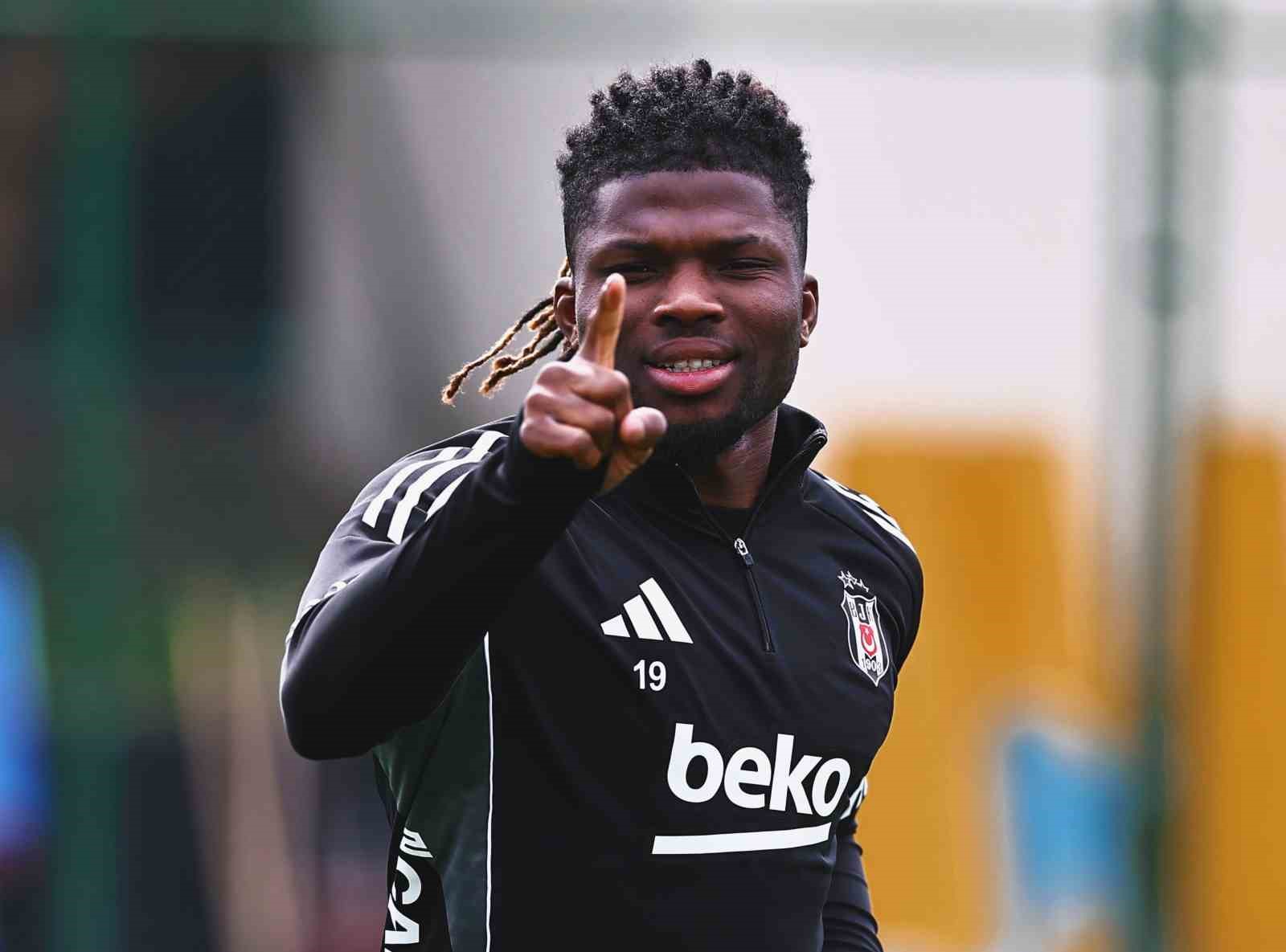 besiktas genclerbirligi maci hazirliklarini tamamladi 2 nbRZTYue