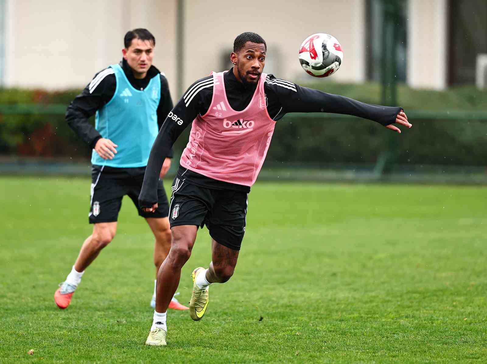 besiktas goztepe maci hazirliklarina basladi 1 MPPkbq8t