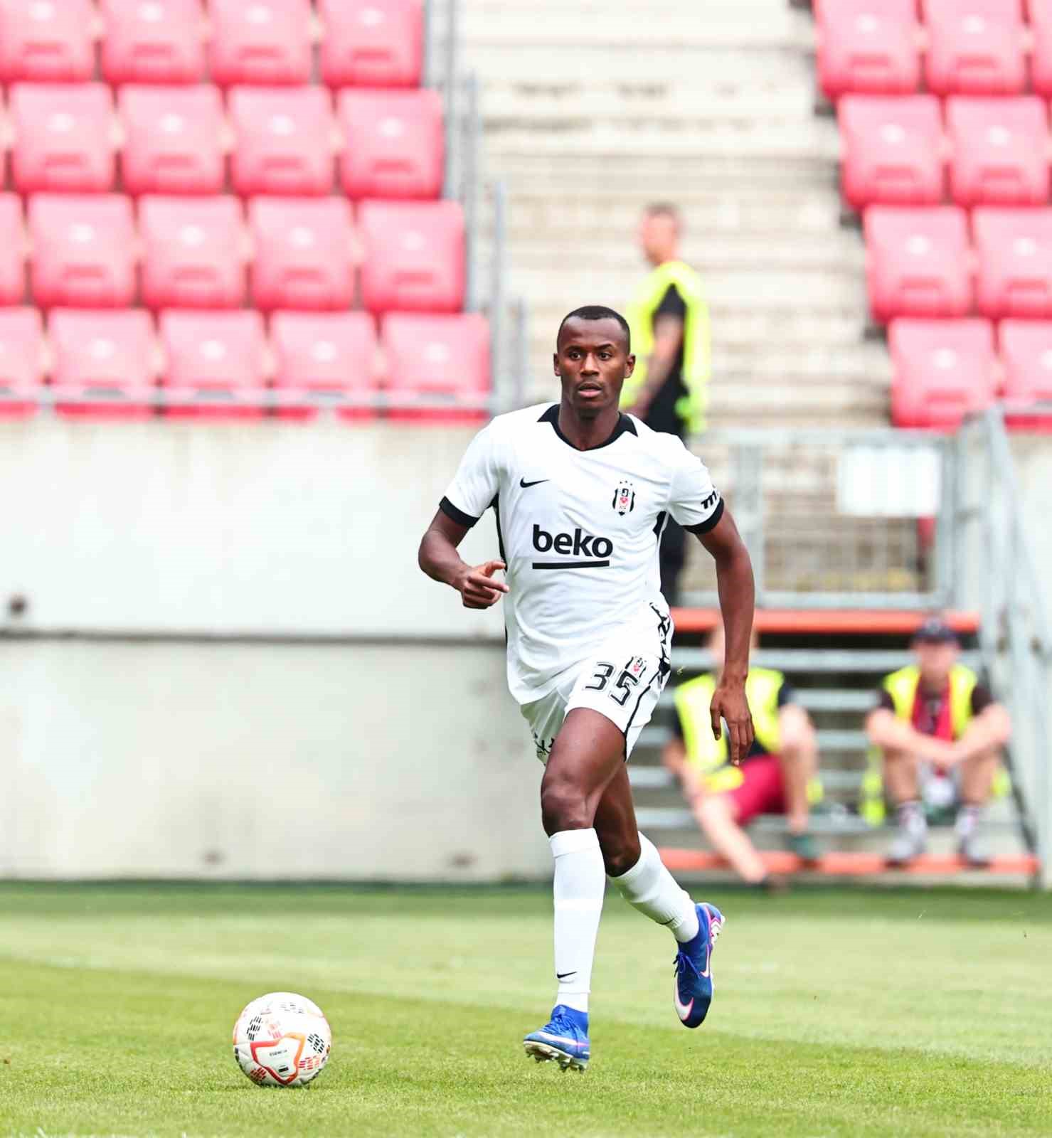Beşiktaş, hazırlık maçında Spartak Trnava’ya mağlup oldu 14 besiktas hazirlik macinda spartak trnavaya maglup oldu 10 fHXaGqlH