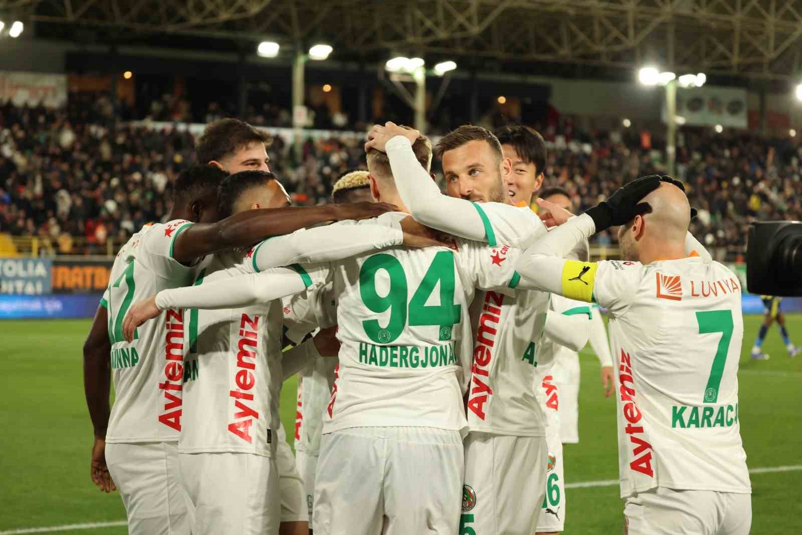 besiktas ile alanyaspor 20 randevuda 1 2ORnpqpP