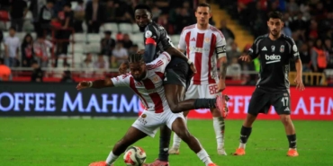 besiktas-ile-antalyaspor-60-randevuda-yk8aqHgi.jpg