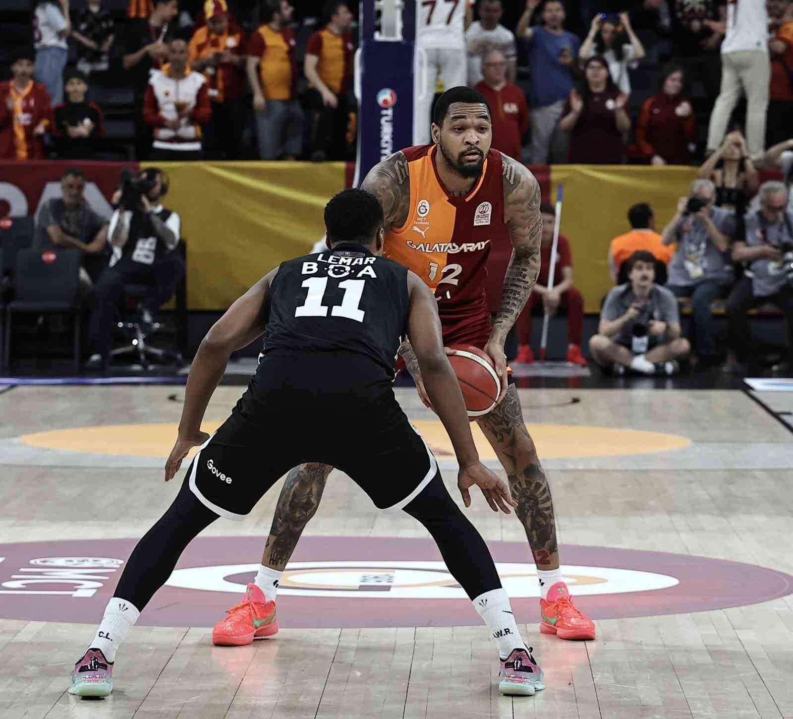besiktas ile galatasaray yari final icin parkeye cikacak 0 iBtrWSlJ
