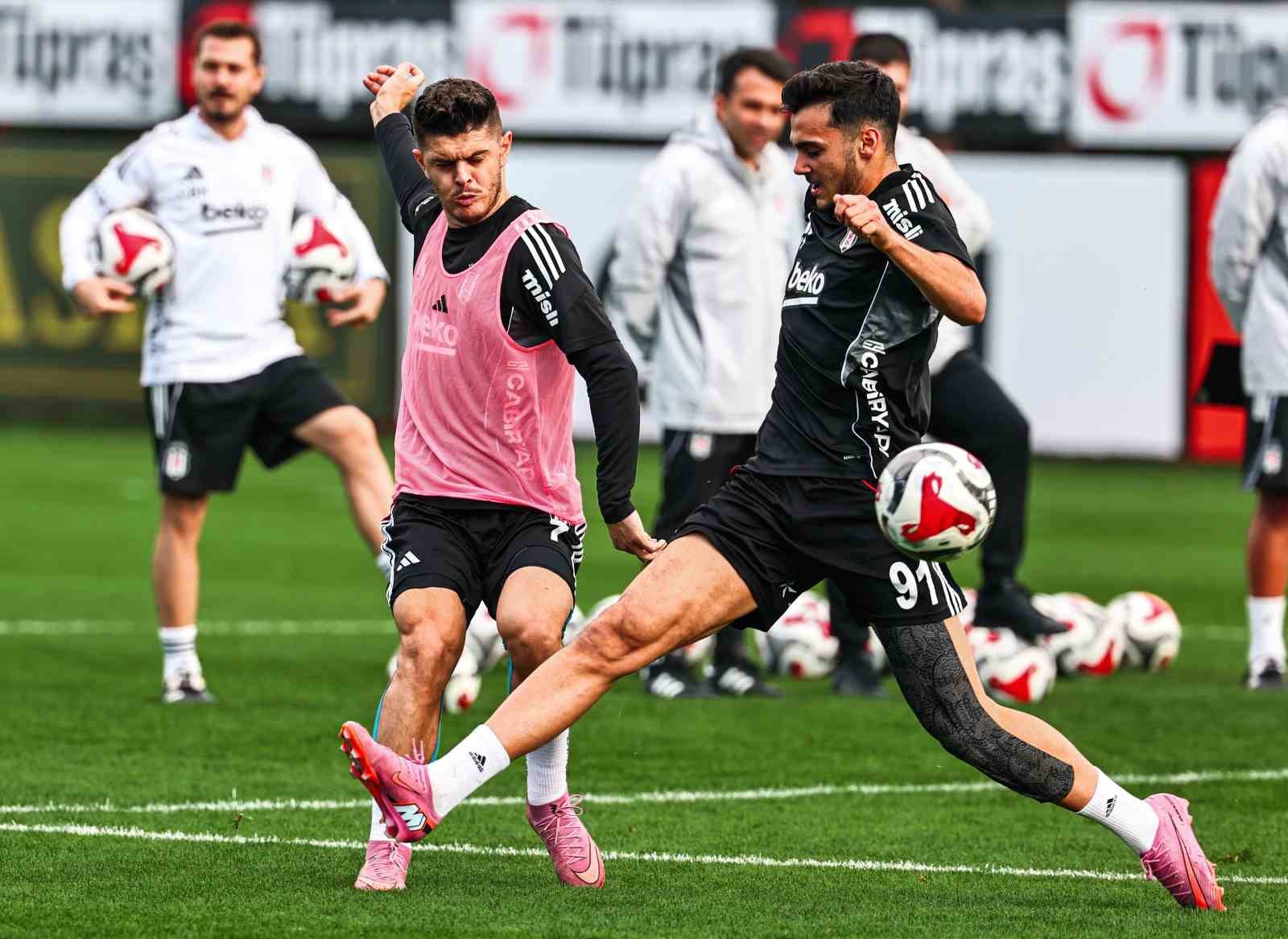 besiktas kasimpasa maci hazirliklarina basladi 0
