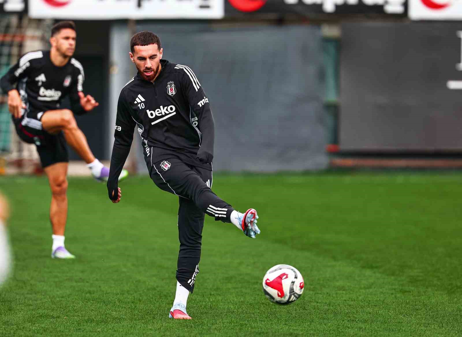 besiktas kasimpasa maci hazirliklarina basladi 1 eOdrbg2I