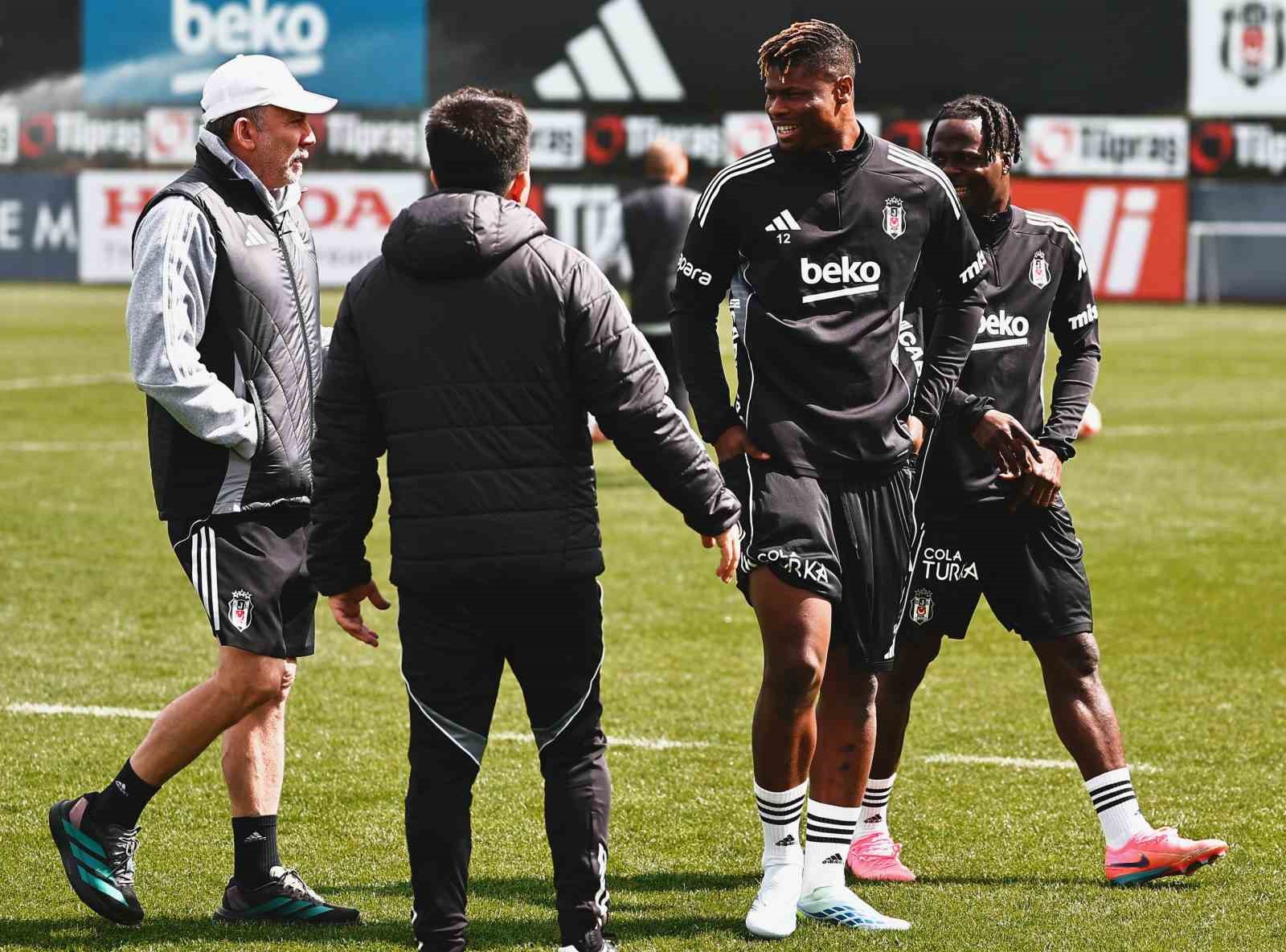 besiktas kondisyon ve taktik calisti 0 XpBy9NLG