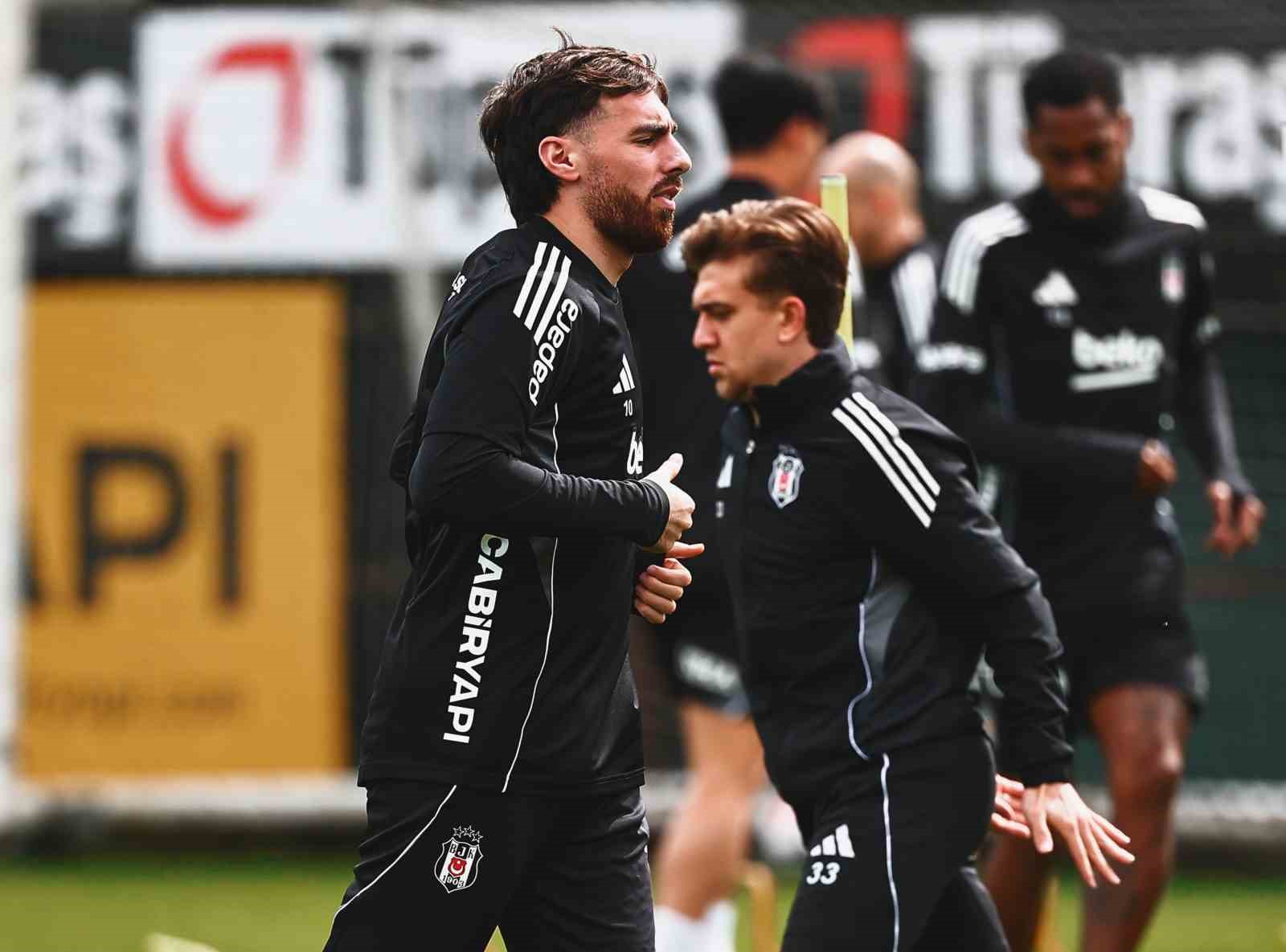 besiktas kondisyon ve taktik calisti 1 vvFVCJaX