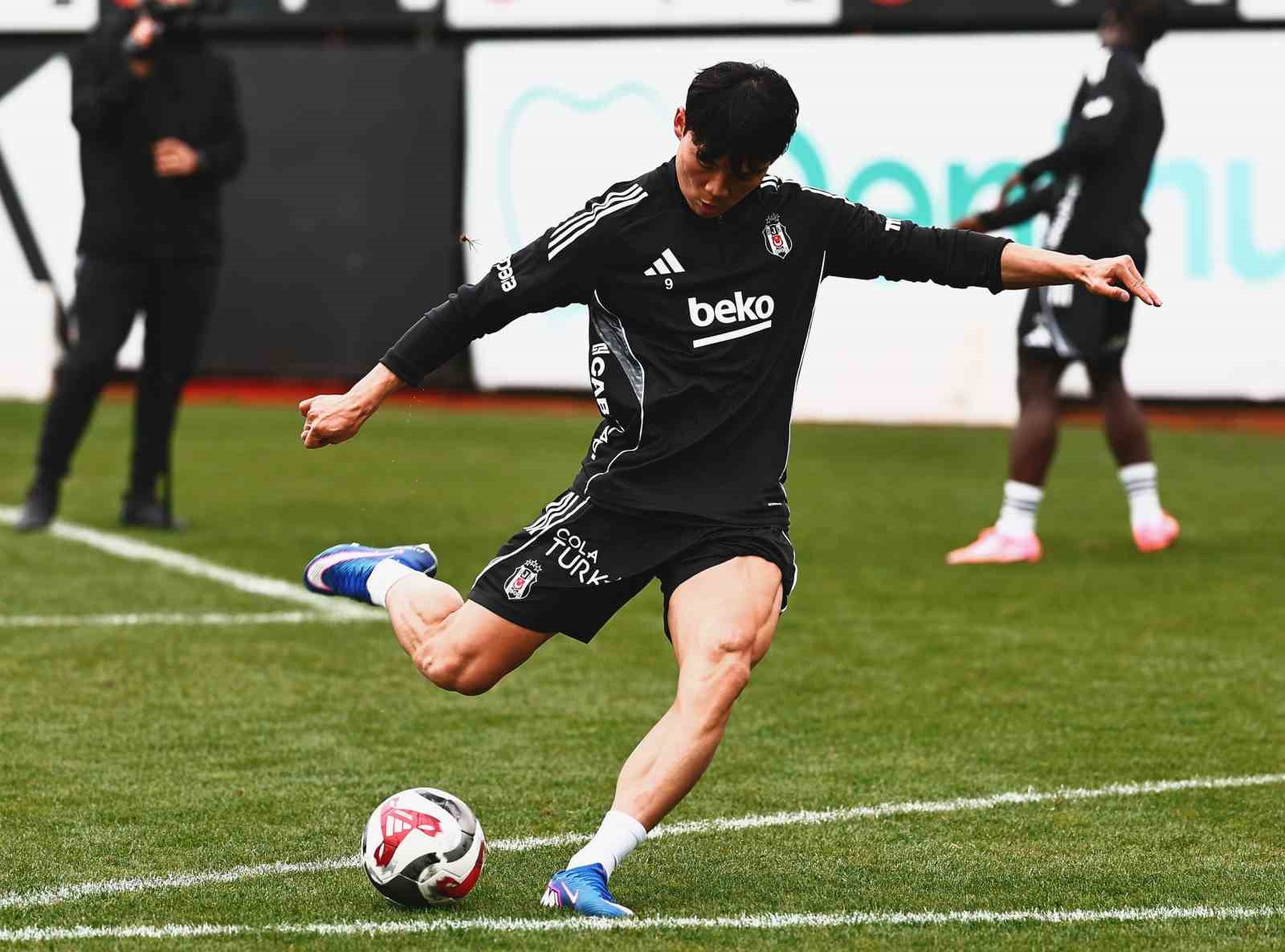 besiktas kondisyon ve taktik calisti 2 LQ3fip5U