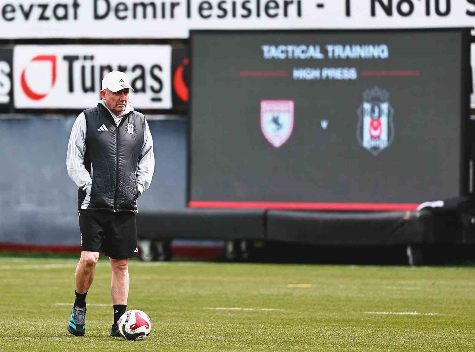 Beşiktaş kondisyon ve taktik çalıştı 7 besiktas kondisyon ve taktik calisti 3 kHnCbFSB