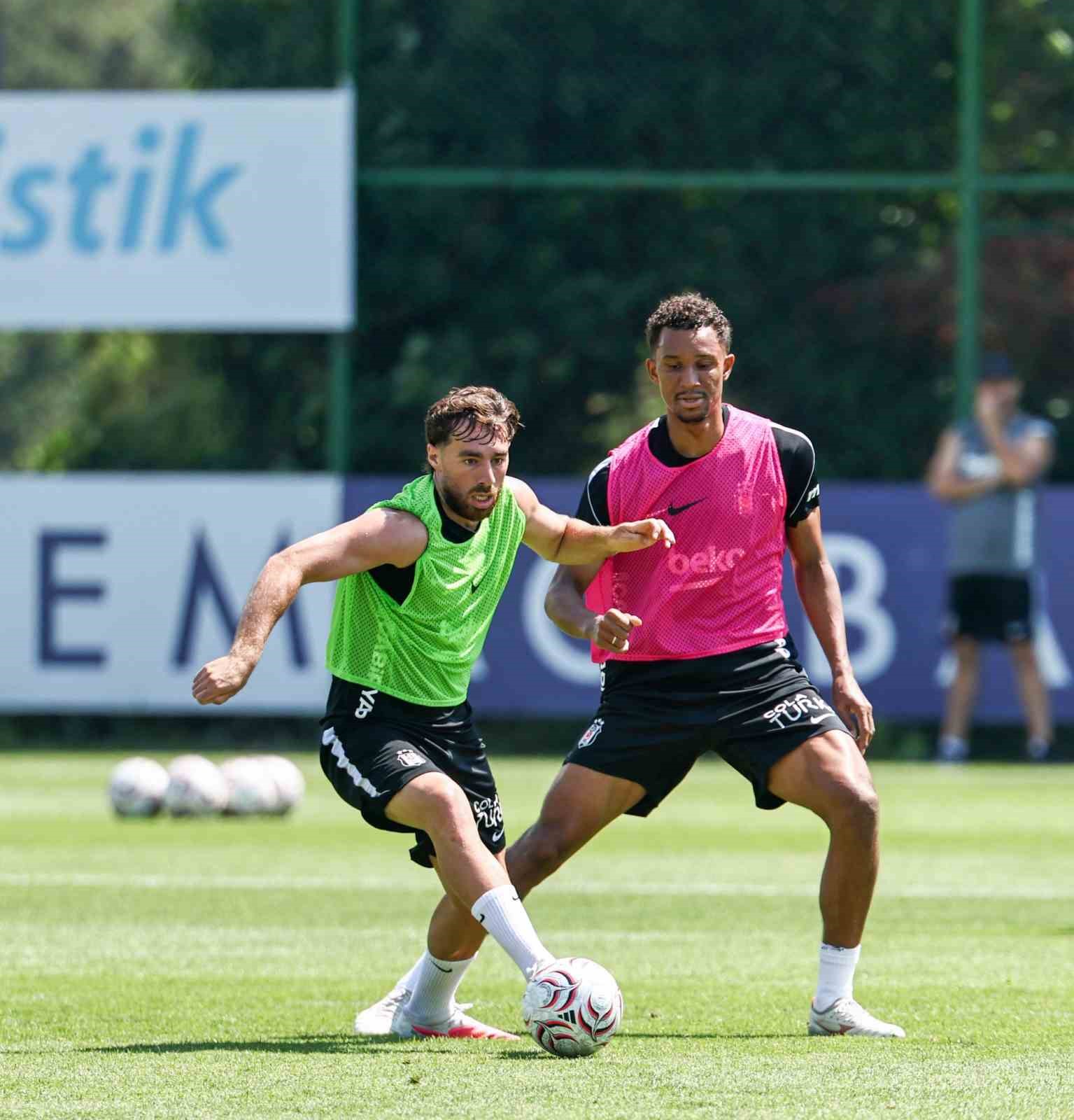 Beşiktaş, Midtjylland maçı hazırlıklarını sürdürdü 4 besiktas midtjylland maci hazirliklarini surdurdu 0 WPYjVSAY