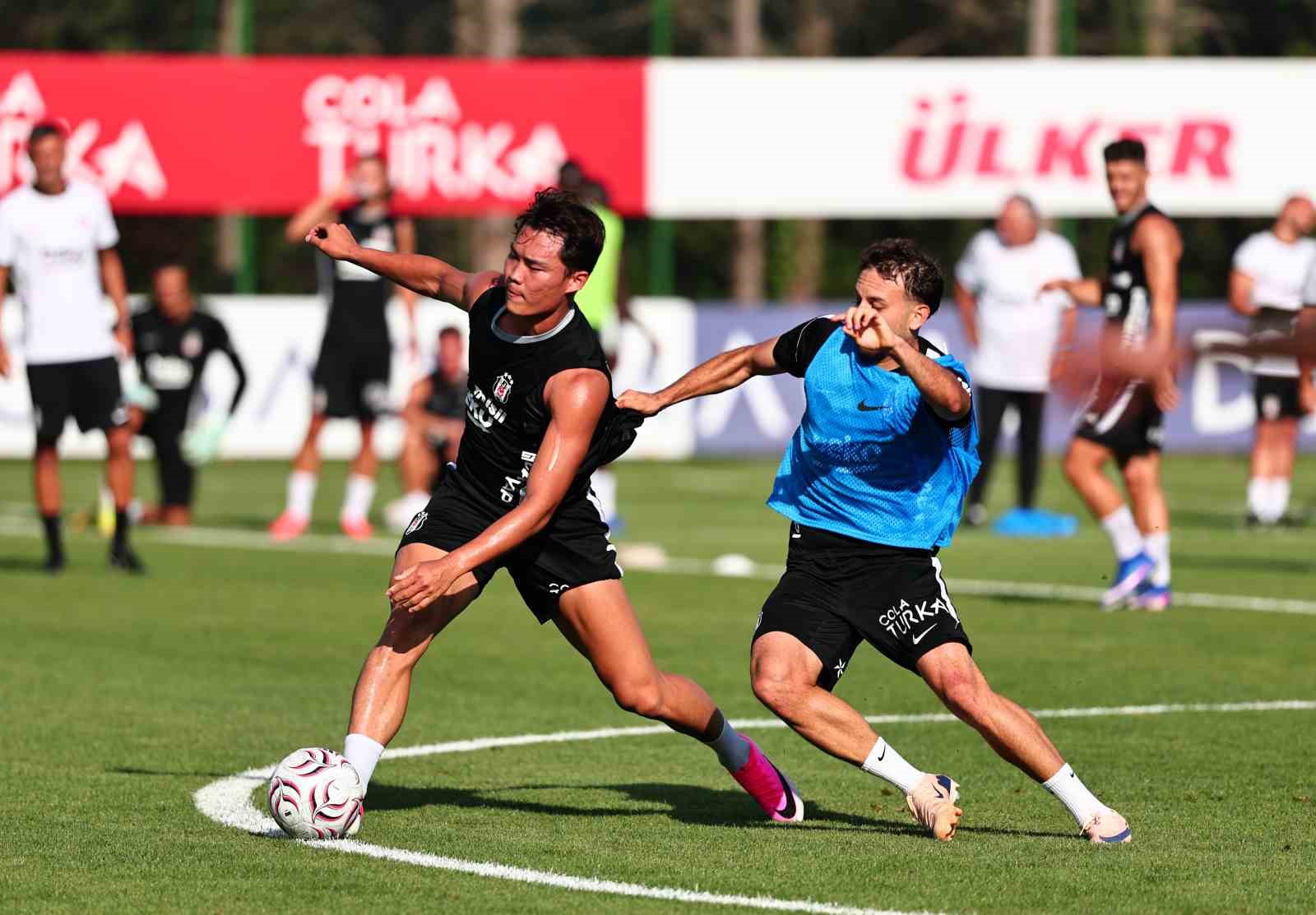 Beşiktaş, Midtjylland maçı hazırlıklarını sürdürdü 8 besiktas midtjylland maci hazirliklarini surdurdu 4 r88esB8E