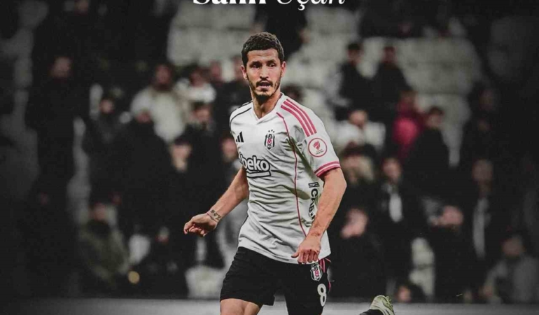 besiktas-salih-ucan-ile-yollarini-ayirdi-XD9LF7D3.jpg
