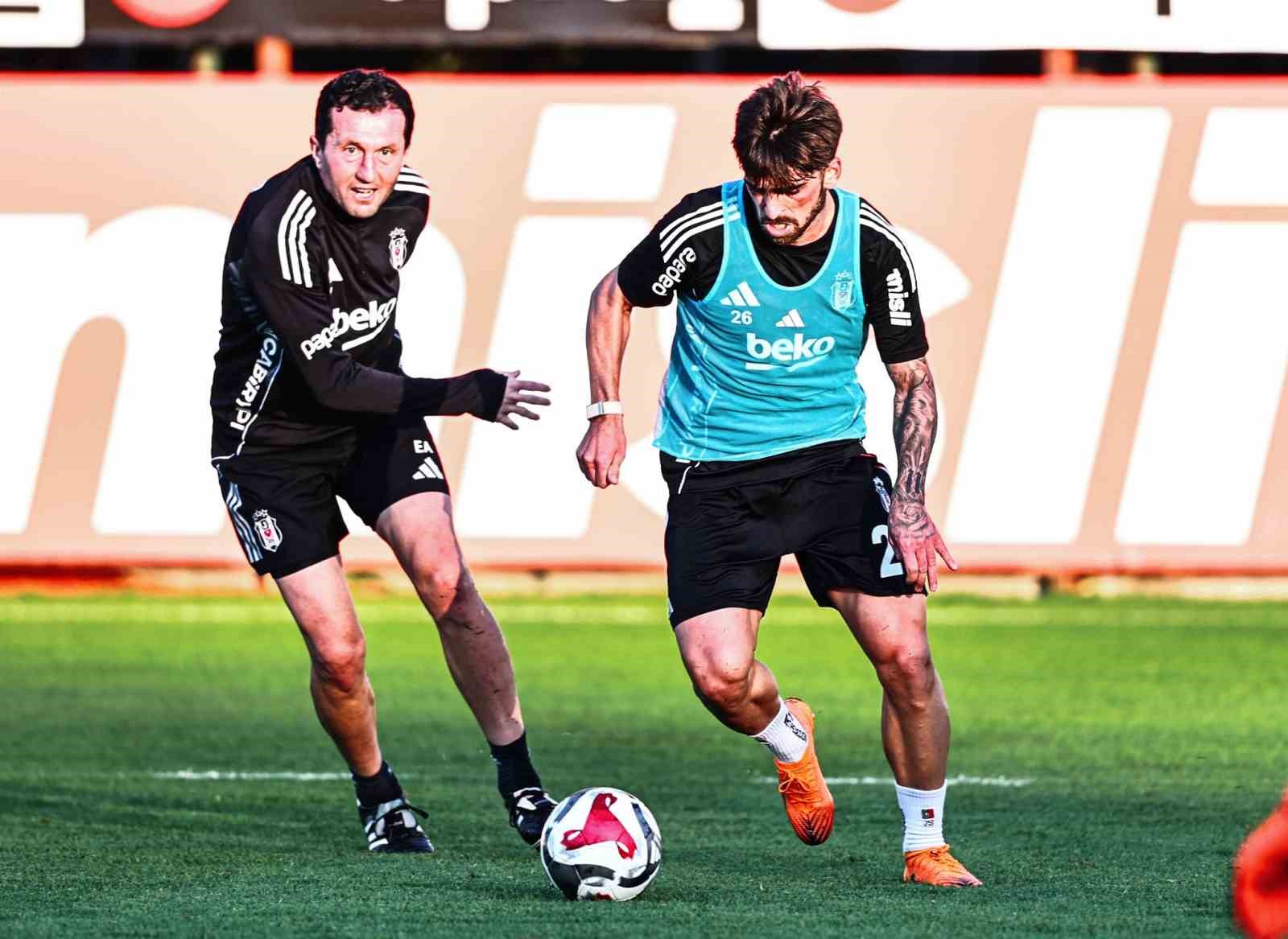 besiktas samsunspor maci hazirliklarina basladi 1 CNnDzSRX