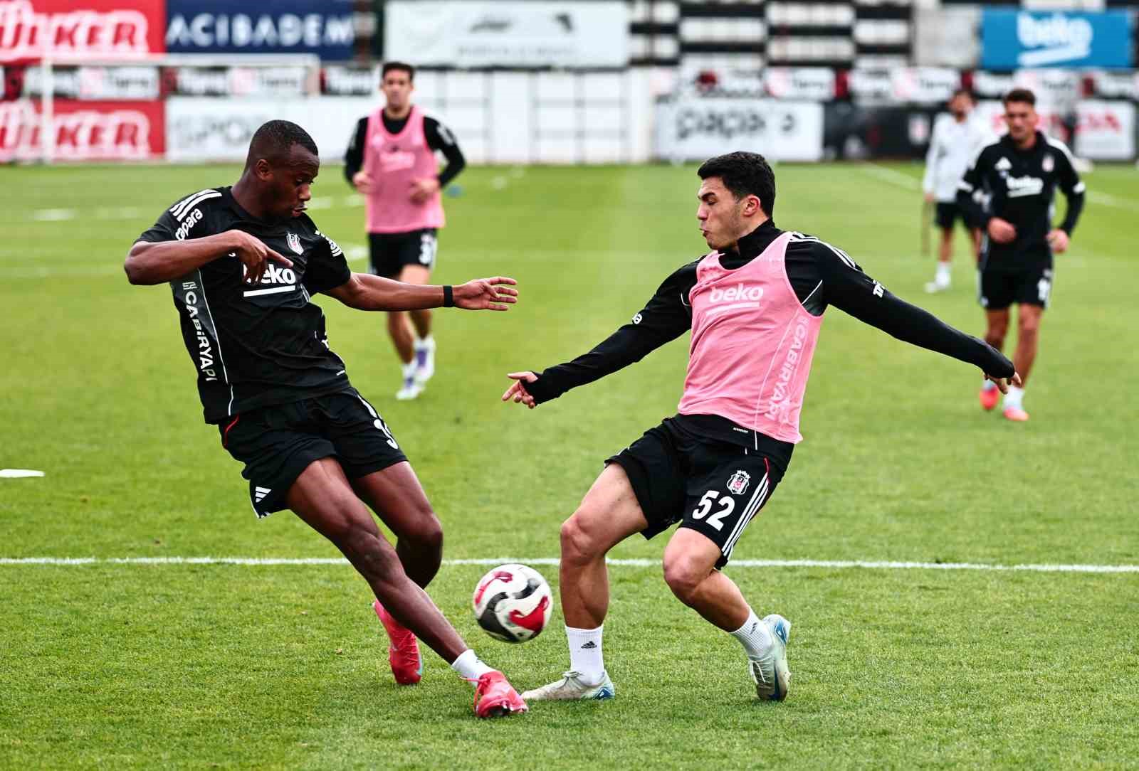 besiktas samsunspor maci hazirliklarina devam etti 0 3tIQnlO3