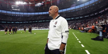 besiktas-sezonun-ilk-macinda-midtjylland-karsisinda-AeWz6zMW.jpg