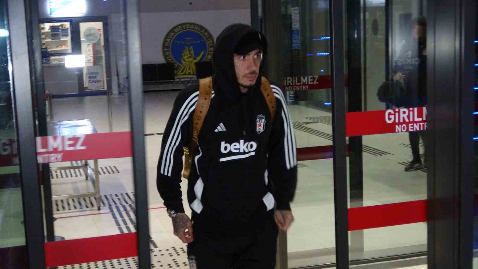 besiktas trabzona geldi 3 VR3lTN2H